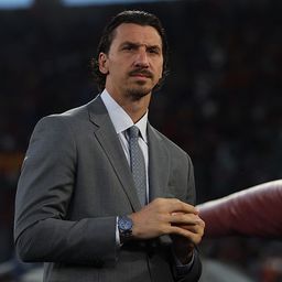 Ibrahimovic megvédte Messit: „Szobrokkal játszik csapattársak helyett..."