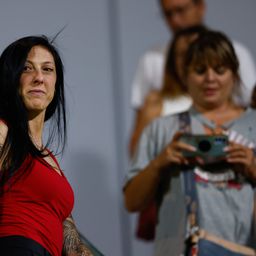 Felháborító felvétel került elő a szájon csókolt spanyol játékosról – videóval