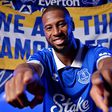 Az Everton sztárja lett a gyorséttermi eladó
