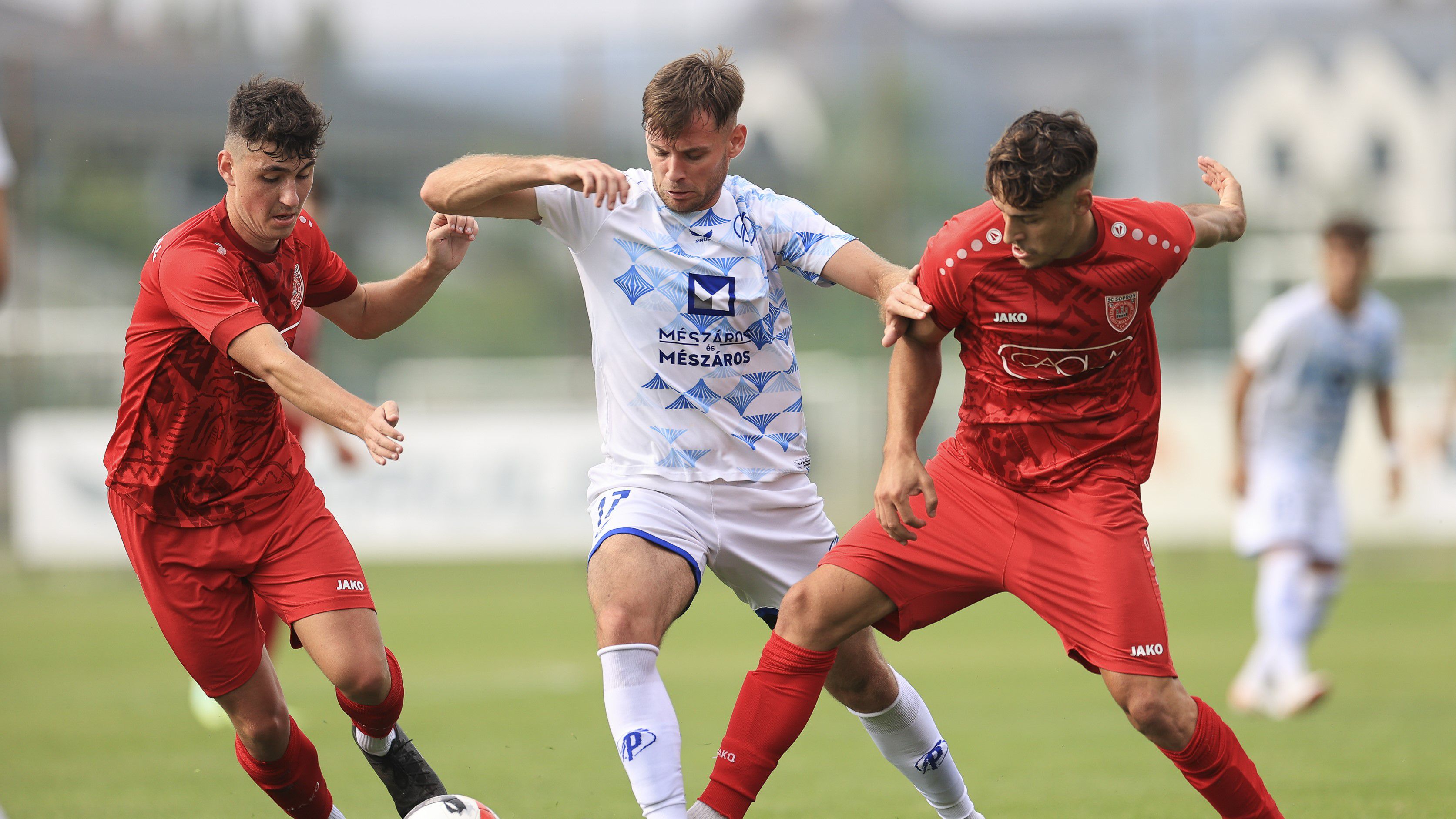 Döntetlent játszott a Honvéd tartalékcsapata a Szegeddel; a Sopron Felcsúton nyert