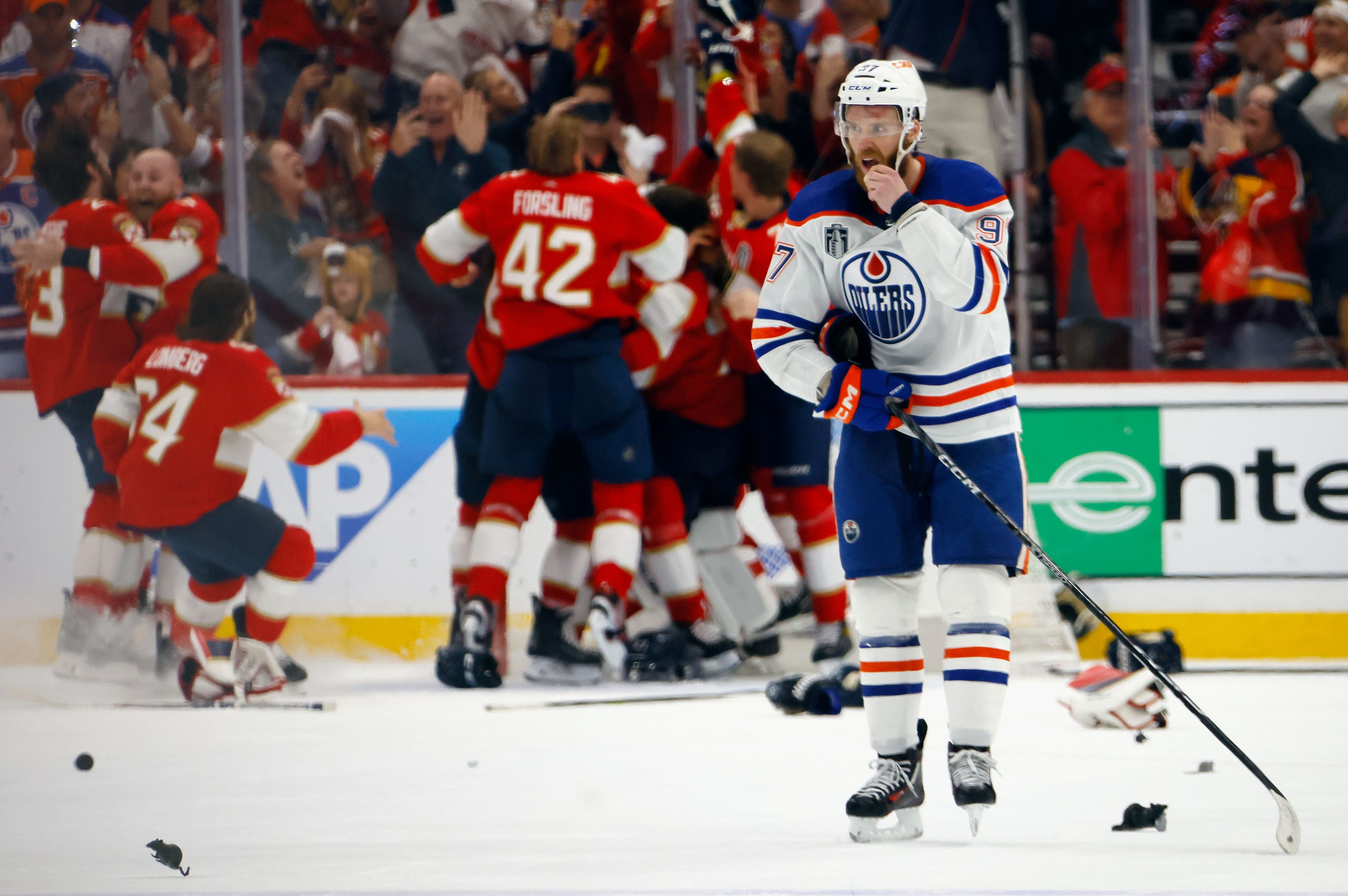 Connor McDavid 2024-ben egyetlen győzelemre volt a bajnoki címtől. Fotó: Getty Images.