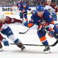 Háromgólos hátrányból állt fel a New York Islanders a címvédő ellen az NHL-ben