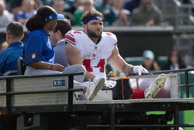 Véget ért Cam Skattebo idénye