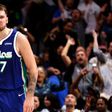 Doncic-show, a Dallas legyőzte a címvédőt az NBA-ben