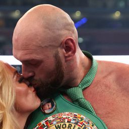 50 nap szex nélkül – Tyson Fury: „Töltött fegyverrel indulok harcba” + videók