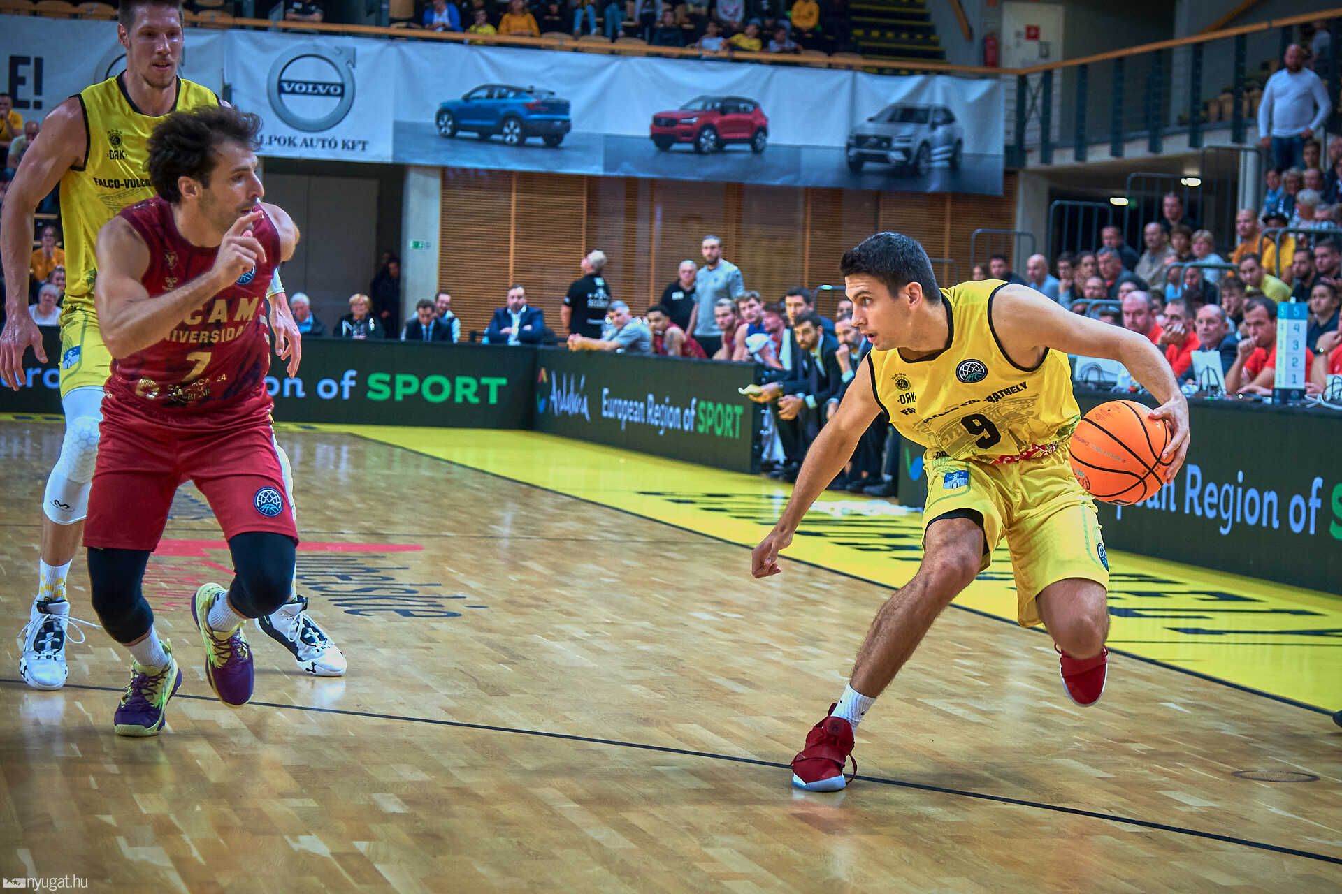 Kosárlabda – A Szombathely nyerte a rangadót a Paks ellen; nyeretlenül búcsúzott a Körmend