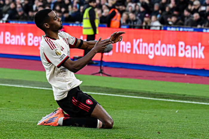 Alexander Isak megszerezte első Premier League gólját a Liverpool színeiben