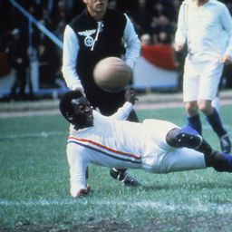 Egervári Sándor szerint Pelé hihetetlenül barátságos volt a magyarokkal