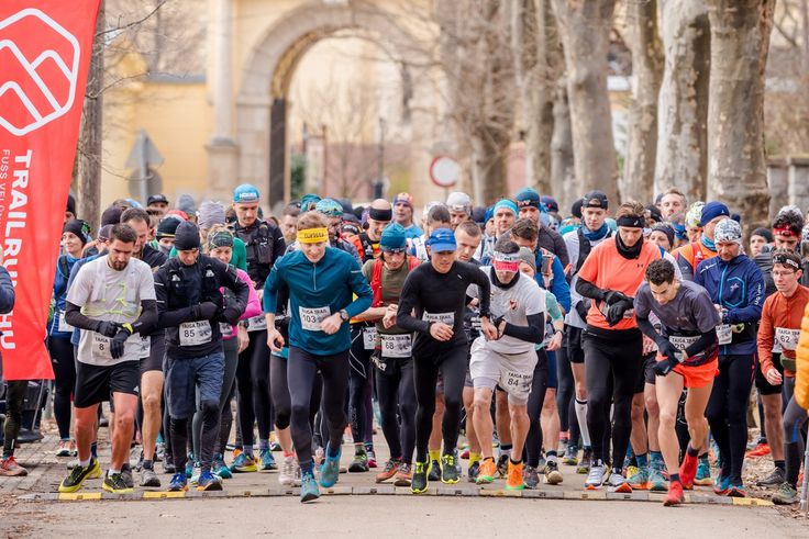 Pengés trükkök, fejlámpás kihívás, jelmezes futás – hétvégi top tippek
