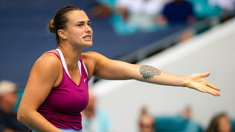 Arina Szabalenka a miami tenisztornán sérült meg (fotó: Getty Images)