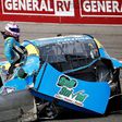 Elgurult a NASCAR-pilóta gyógyszere, hozzávágta a lökhárítót a riválishoz – videóval