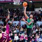 Hanga Ádám remekelt a Barcelona ellen