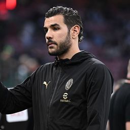 A Milan eladná BL-győztes játékosát