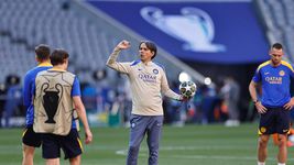 Az Inter játékosok péntek este az Allianz Arénában edzettek