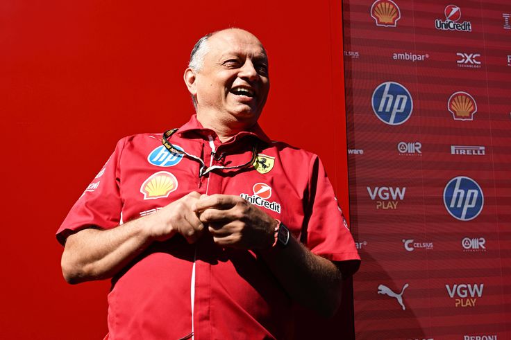 Szerződést hosszabbított csapatfőnökével a Ferrari