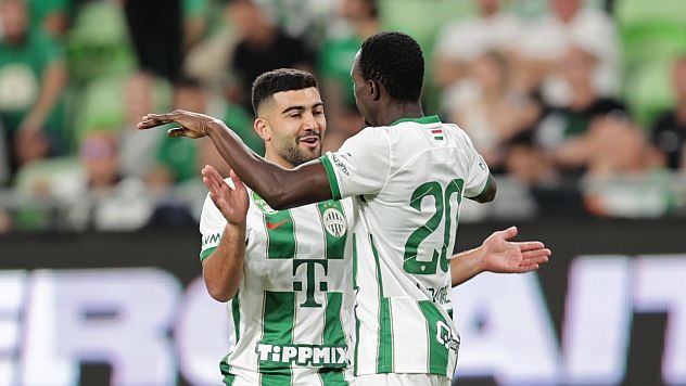 Ferencvárosi (gól)öröm: Mohammad Abu Fani (balra) és Adama Traoré ünnepel (Fotó: Zsolnai Péter)