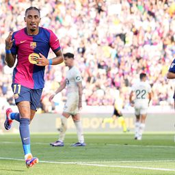 Raphinha triplázott, Olmo megint betalált – ekkora győzelmet már rég aratott a Barca