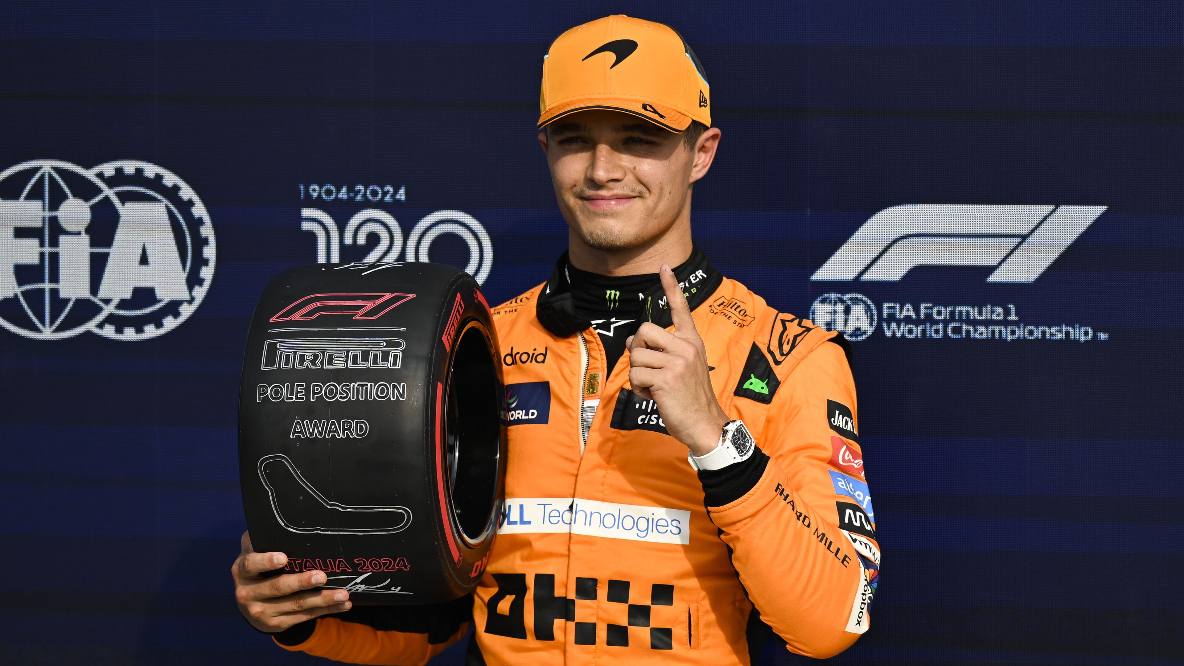 Csapattársával együtt bérelte ki az első sort Lando Norris