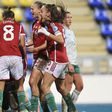 Pályán az U17-es és a női válogatott; Magyar Kupa – keddi sportműsor.