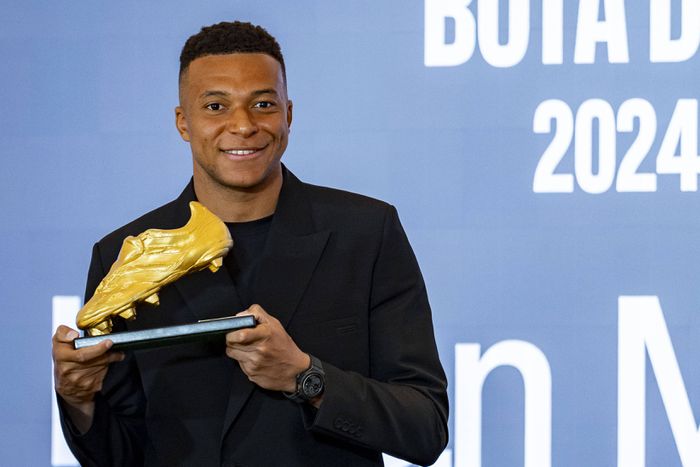 Neki ez az első, Ronaldónak négy is van