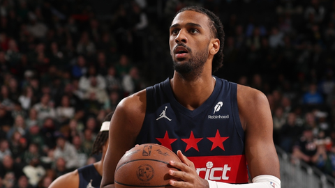 Ήττα για τους Μπακς, παρά την τρομερή εμφάνιση του Γιάννη