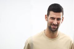 O Τζόκοβιτς ευχήθηκε καλή χρονιά στα ελληνικά (vid)