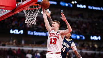 Οι Μπουλς διέλυσαν τους Πέλικανς