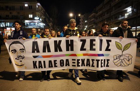 Η Θεσσαλονίκη τίμησε τη μνήμη του Άλκη: «Ζεις και δεν θα ξεχαστείς» (vids)
