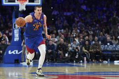 Επιστροφή στις νίκες για τους Νάγκετς, οι Ράπτορς επικράτησαν των Θάντερ (vids)