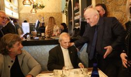 Ξέσπασε σε κλάματα ο Νεστορίδης μετά από ιστορική ατάκα Μελισσανίδη: «Έγινα ΑΕΚ από εσένα!» (vids)