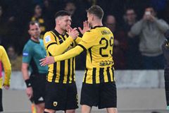 Ο Βάργκα με κεφαλιά έκανε το 1-0 για την ΑΕΚ κόντρα στον Ολυμπιακό