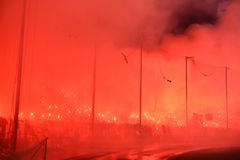 Το συγκλονιστικό pyroshow στην Τούμπα για τα αδικοχαμένα «αετόπουλα»