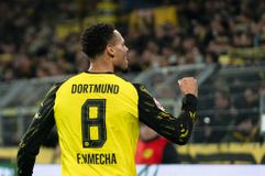 Νίκη με ανατροπή για την Ντόρτμουντ, πλησίασε την κορυφή