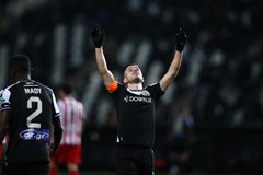 Πέτα ψηλά δώσε μου φτερά να ακολουθώ!