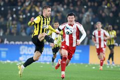 «Απόδραση» στο φινάλε για τον Ολυμπιακό  - Απώλεσε την ευκαιρία η ΑΕΚ