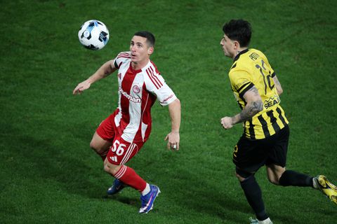 Ολυμπιακός: «Αξίζαμε τη νίκη - Ο Μουκουντί έκανε αντικανονικό μαρκάρισμα στον Λουίζ» (vid)