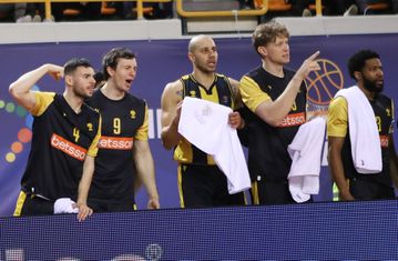 Πέταξε για Θεσσαλονίκη χωρίς αλλαγή και με μόνο στόχο το «διπλό» η ΑΕΚ