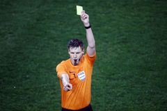 «Ναυαγεί» η ιδέα της μπλε κάρτας: Δεν προχωράει από την IFAB