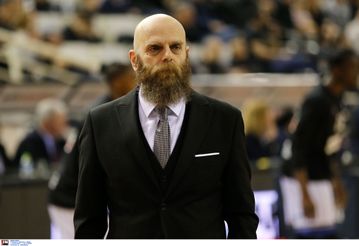 Καντσελιέρι: «Πήραμε τη νίκη με την ώθηση της κερκίδας»