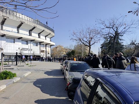 Τεράστιες ουρές στην μπουτίκ του ΠΑΟΚ για την επετειακή φανέλα (pic)
