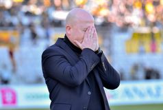 Έξαλλος ο Νίκολιτς: Είδε κόκκινη κάρτα από τον Τσιμεντερίδη