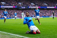 Απίθανη γκολάρα από τον Τσερμίτι στο «Old Firm» με ανάποδο ψαλίδι (vid)