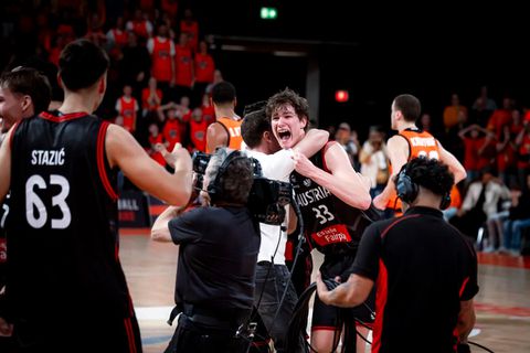 Απίστευτη Αυστρία «ξέρανε» την Ολλανδία με τρίποντο στο φινάλε