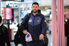 Πέταξε για Μαυροβούνιο η Εθνική