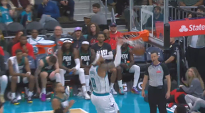 Η καρφωματάρα του Μπρίτζες ήταν η φάση της βραδιάς στο NBA (vid)