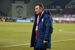 Κυπαρίσσης: «Ηδη ξεκινήσανε τα φιλικά των ανταγωνιστών - Θέλω να ζητήσω μια πολύ μεγάλη συγνώμη από τον κόσμο της ΑΕΛ Novibet»