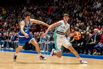 Απίστευτη ανατροπή για τη Σλοβενία, «λύγισε» την Τσεχία από το -19