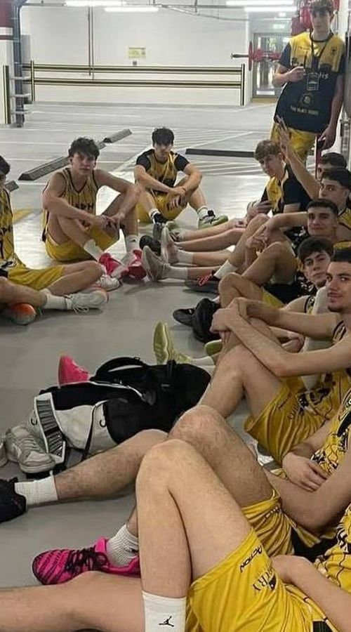 Η αγωνία των παικτών του Άρη έκανε τον γύρο του κόσμου (pic)