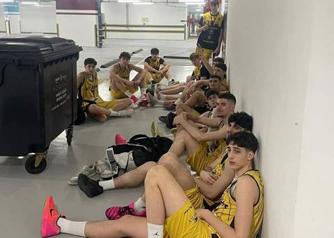 Η αγωνία των παικτών του Άρη έκανε τον γύρο του κόσμου (pic)