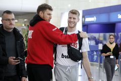 Επική ατάκα Ουόκαπ σε Βεζένκοφ: «Σε ευχαριστώ που με άφησες να κερδίσω μια φορά το βραβείο του MVP»